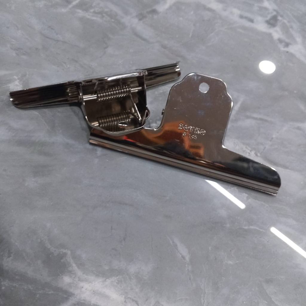 Penjepit kertas (BULLDOG CLIP)