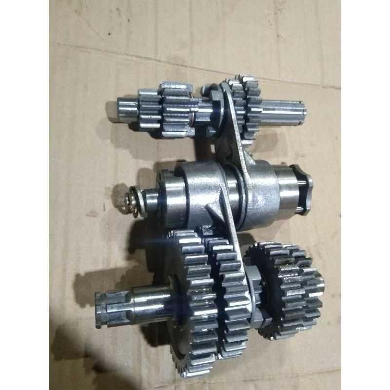 rasio mocin bebek untuk Honda C 70 Astrea 800 jadi 4 speed