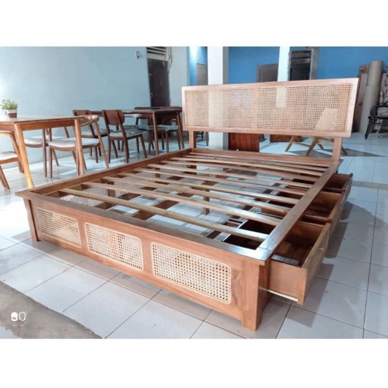 Dipan Rotan Kayu Jati Tempat Tidur Kayu Jati Dipan Laci Jati Dipan Jati Rotan