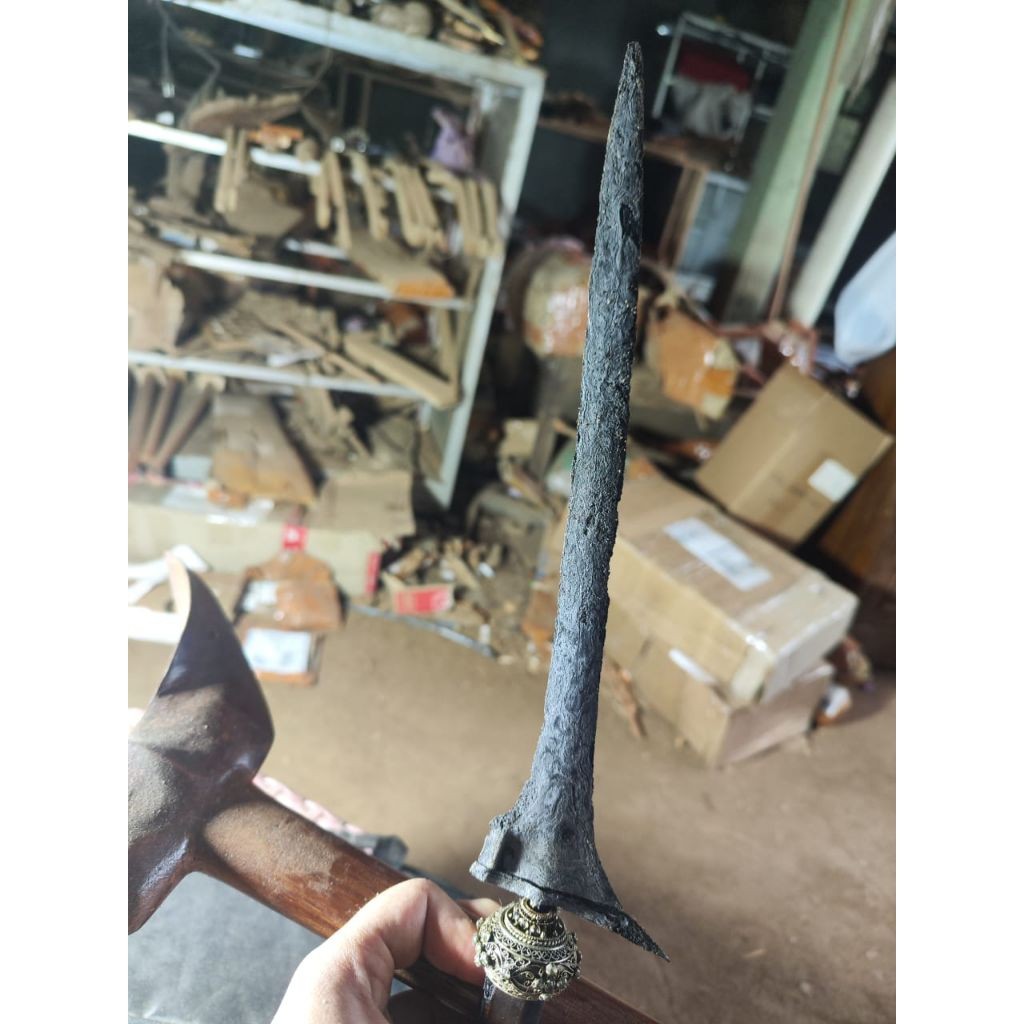 Keris Lurus Sepuh Kuno Warangka Ladrang Surakarta Solo Bilah Berserat Koleksi Tosan Aji Asli Dusun