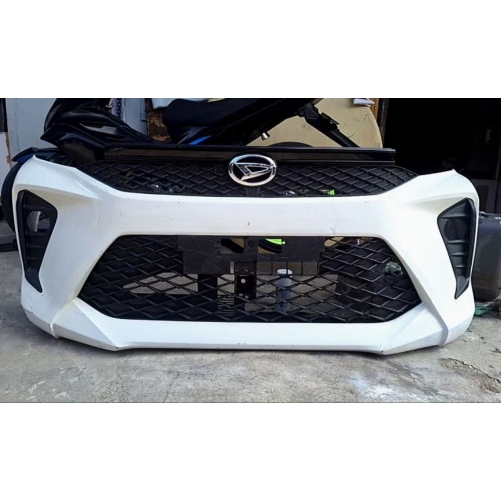 Bumper bemper depan xenia 2022 komplit