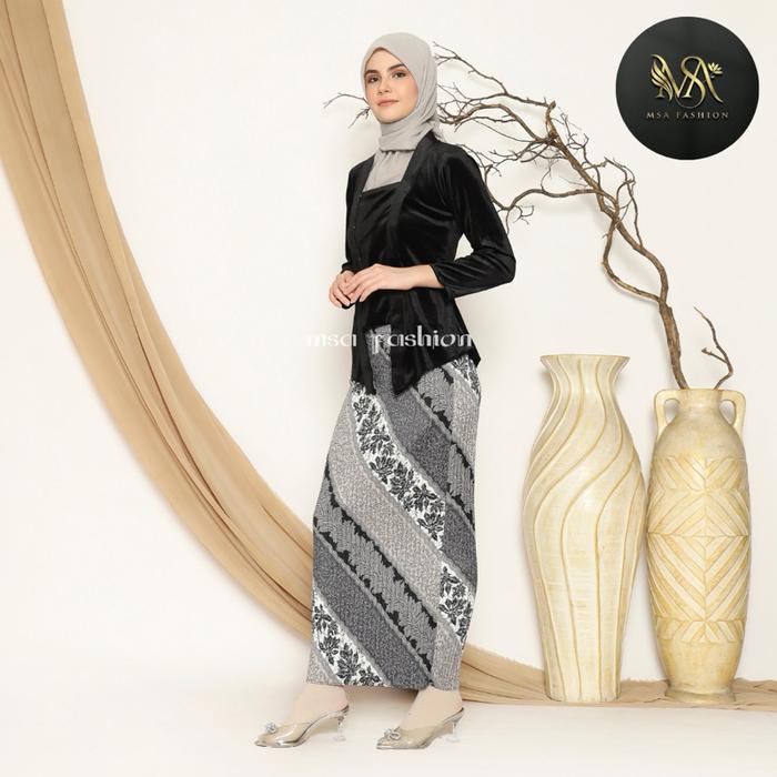 KEBAYA BLUDRU TANGAN PANJANG/ BAJU KEBAYA MODERN / KEBAYA WISUDA SENADA - Hitam, S