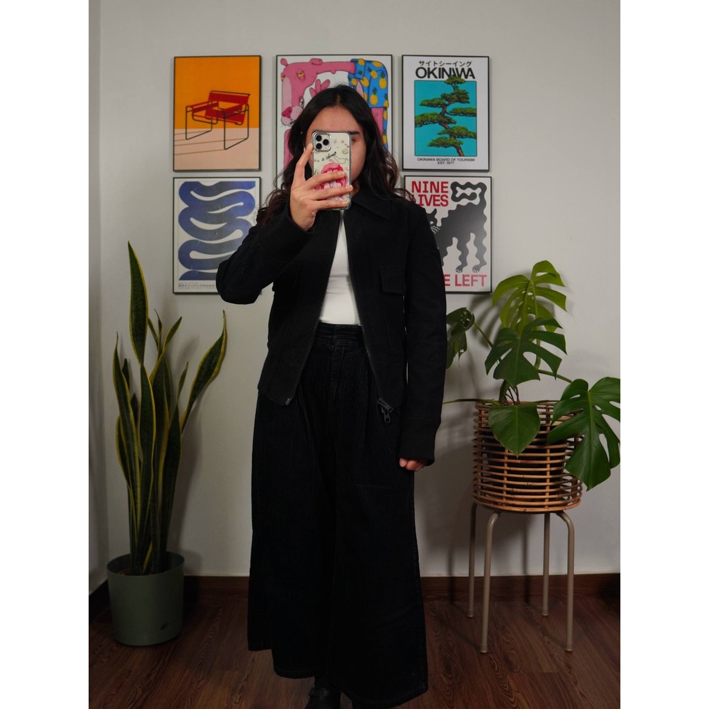 jaket wanita Hare tebal size M (seperti baru)
100% original 240726M