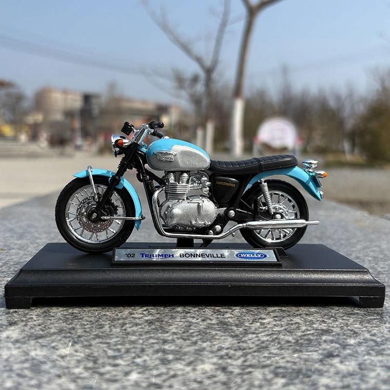 Welly 1:18 Triumph 2002 Bonneville ecast Alloy Motorcycle Model Toy Collectible Ornament Gift