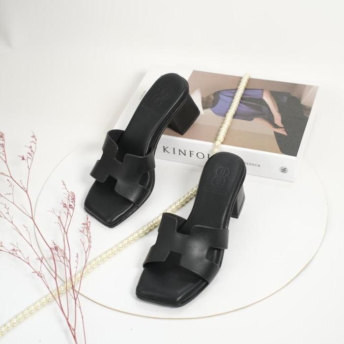 PROMO  Bluebells JULIA Sendal Heels Wanita Tinggi 5 Cm Dengan Model Kekinian Cantik Elegan Pijakan E