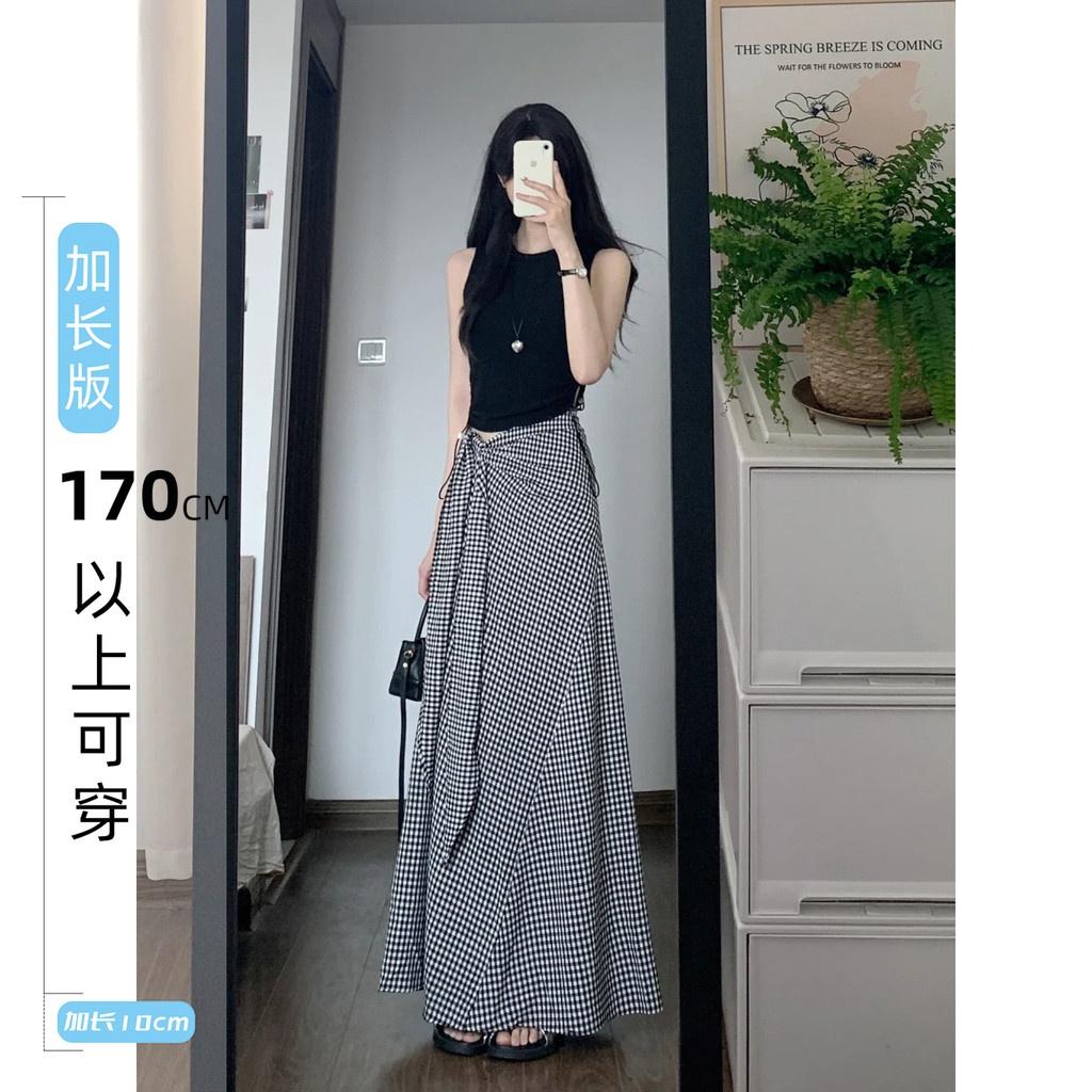 Rok Midi Kotak-kotak Hitam Desain Niche Baru Rasa Renda Rok Panjang Lantai