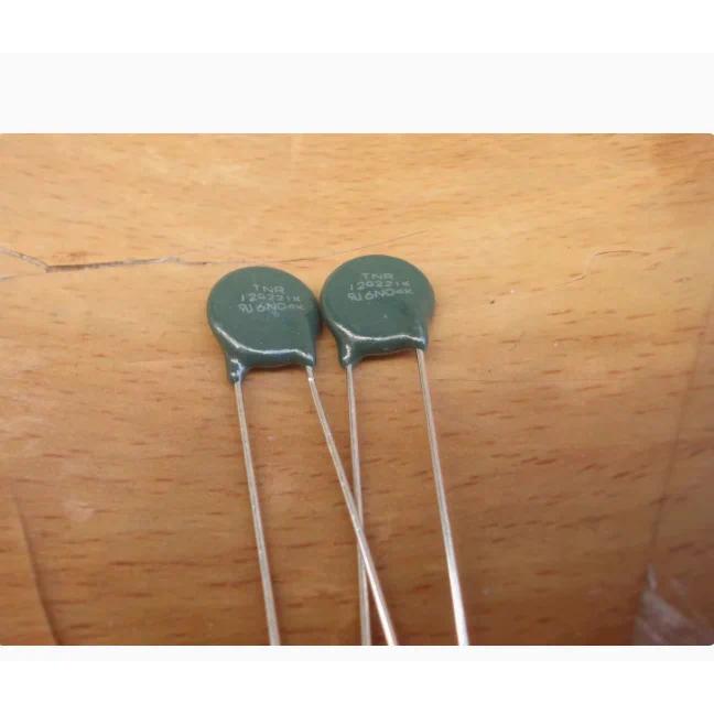 10pcsTNR varistor TNR 12G221K TVR12221 12D221K 220V12M