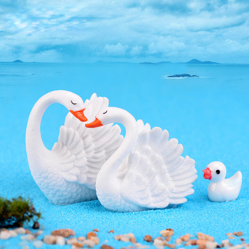 Resin Goose Swan Model White Lover Swan Miniature Figurine Cake Ornament Craft Fish Tank Bonsai Figu