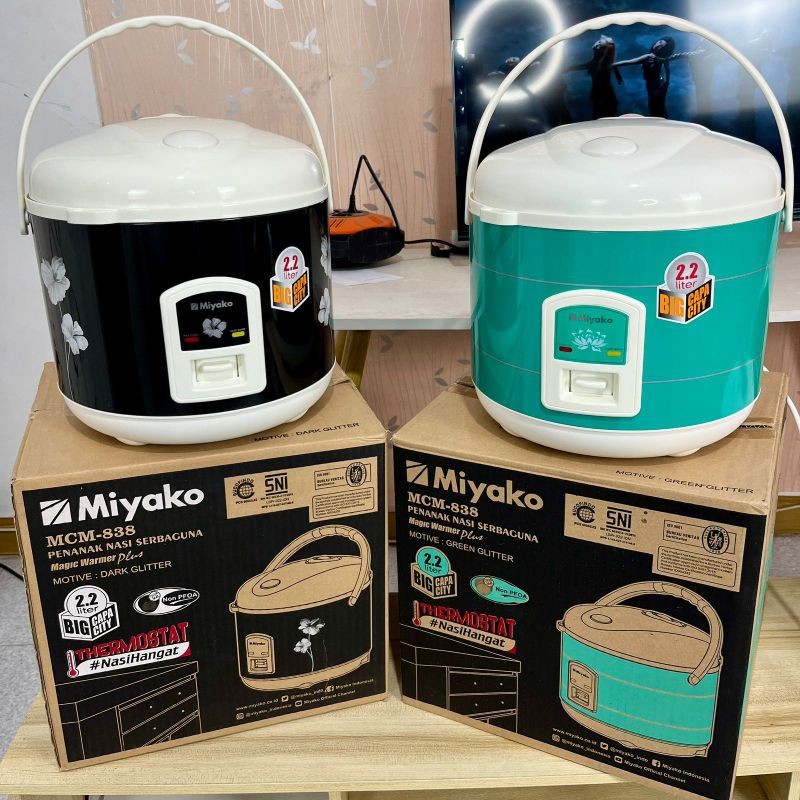 Magic Com Rice Cooker Miyako MCM838 MCM 838 2.2 liter Memasak Menghangatkan Mengukus MCM-838