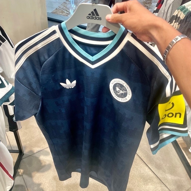 Jersey away newcastle 25/26 adidas