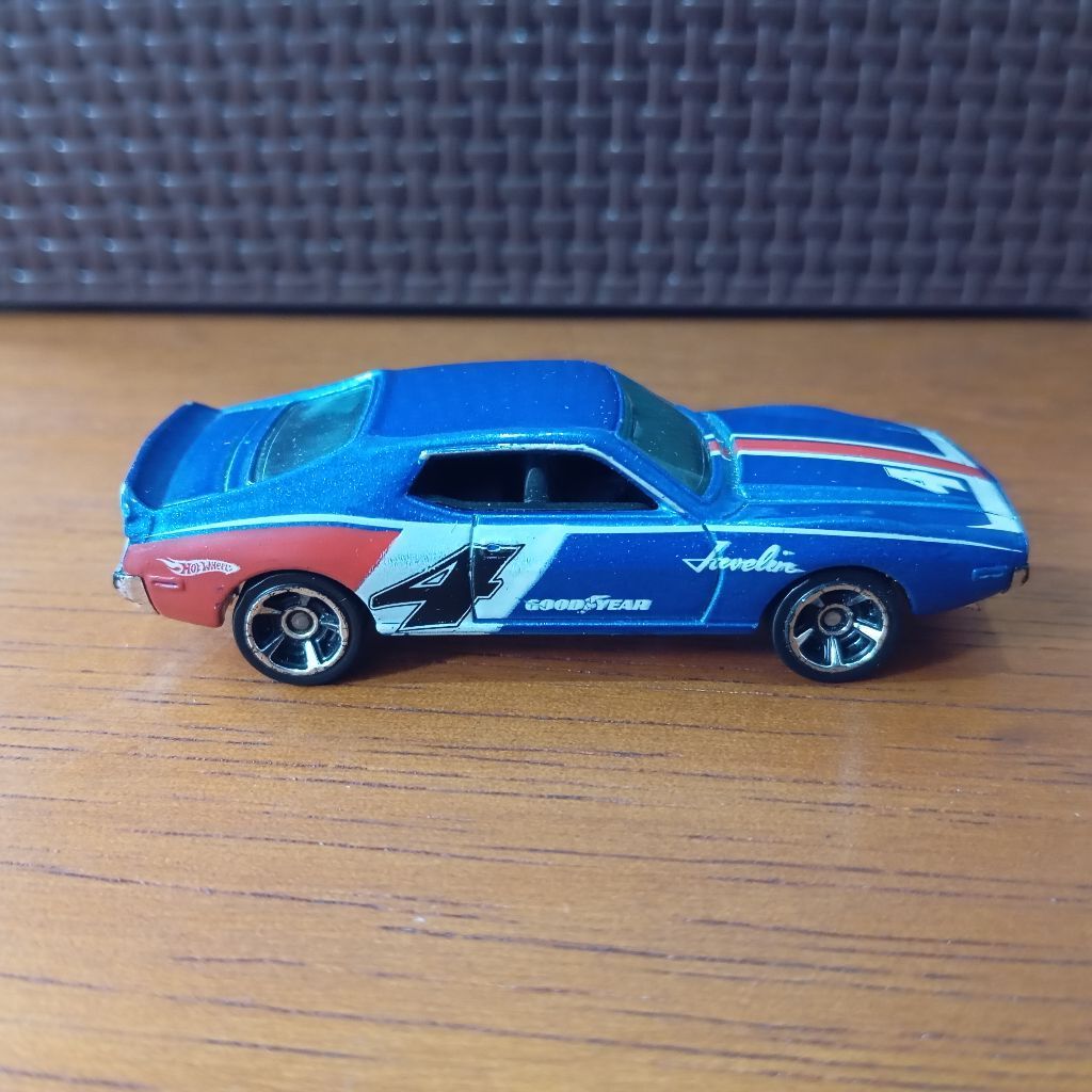 hot wheels loose AMC Javelin AMX biru