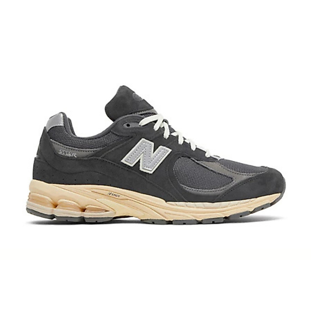 Sepatu NB Sneakers New Balance 2002R Black Dark Grey