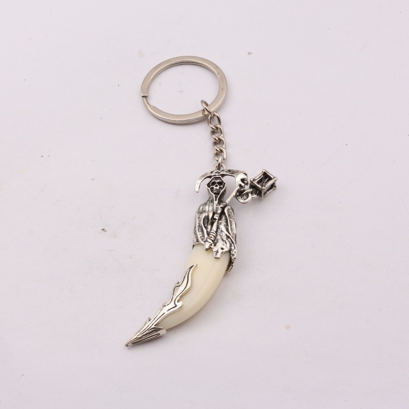 Lantern sickle reaper gantungan kunci imitasi serigala gigi gantungan kunci resin liontin