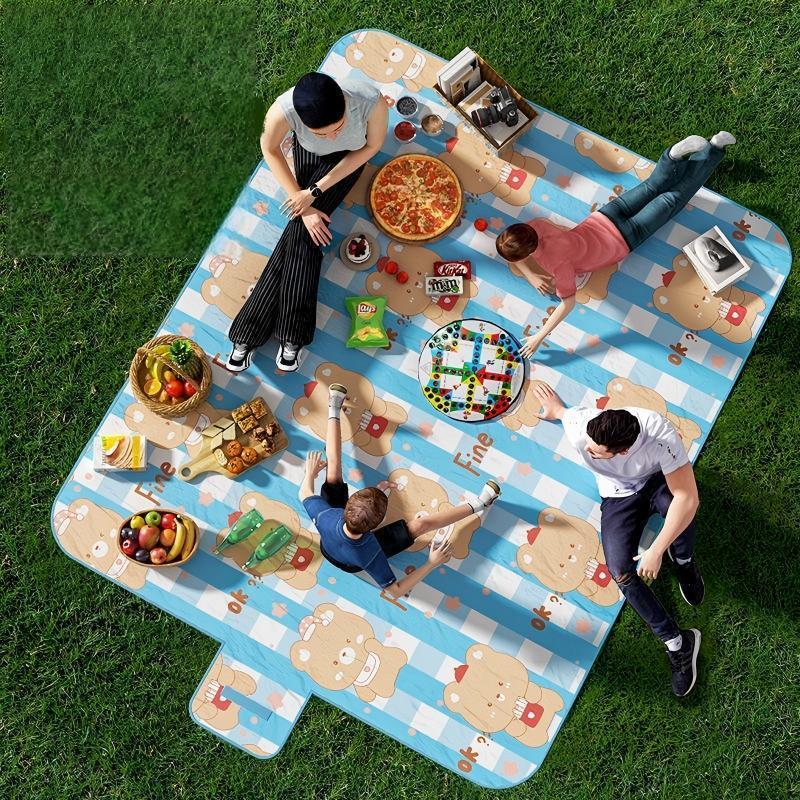 Tikar Piknik Karakter Beruang 2x1.5m Alas Picnic Motif Lucu Lipat Praktis Anti Air untuk Taman Panta