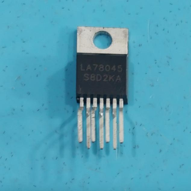 LA 78045  ic vertikal la78045 utc78045 utc la 78045 tv tabung