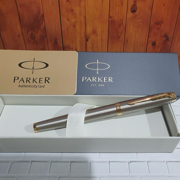 Parker IM New Brushed Metal Stainless Gold Trim Roller Ball