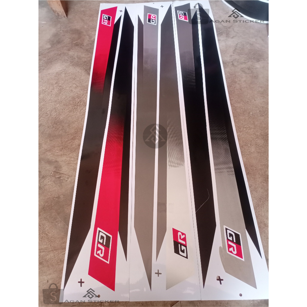 Stiker mobil Toyota GR Sticker GR Fortuner Stiker Lis body samping mobil Fortuner/UNIVERSAL Toyota