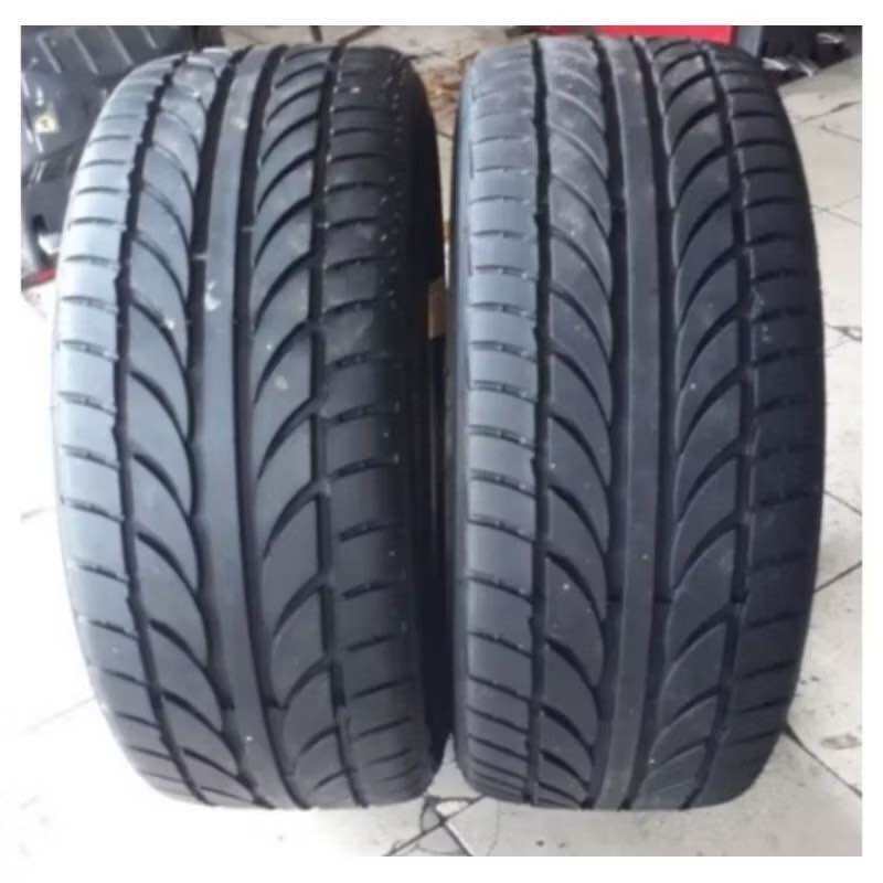 Ban Mobil Copotan Ring 17 Merek Achilles Ukuran 215/50 R17 Second Tubles