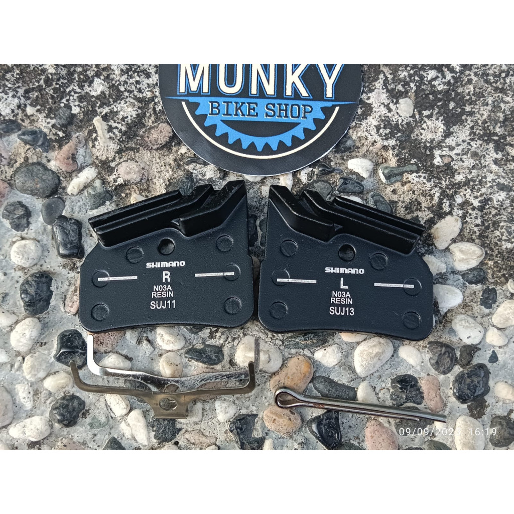 Foto Brakepad Kampas Rem Shimano N03A untuk brake caliper 4 piston not D03S