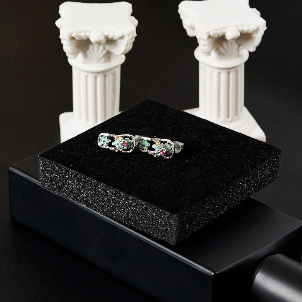 Glamorousky Chic Sepatu Kecil Warna Hijau Muda dengan Anting Berlian – Sepatu Pesta Cantik untuk Gau