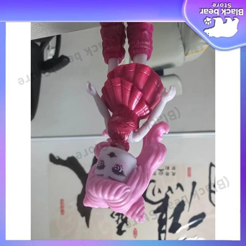 Spot Genuine Royale High Action Figure Fashion Game DLC Code Toy Set Gift Collection