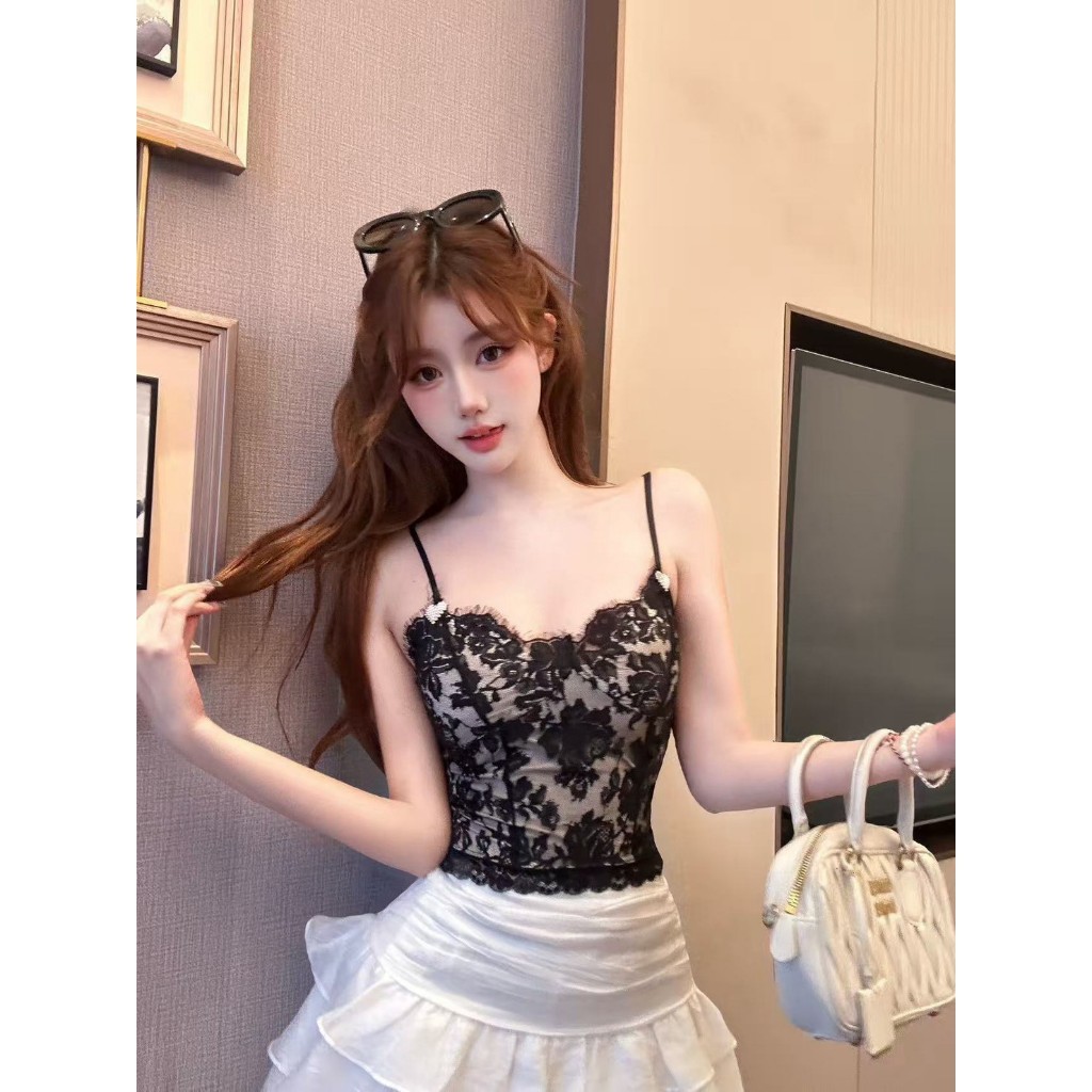 (SLIM KECIL PETITE ONLY) Tanktop Crop Top Tanktop Renda Leher V Motif Bunga