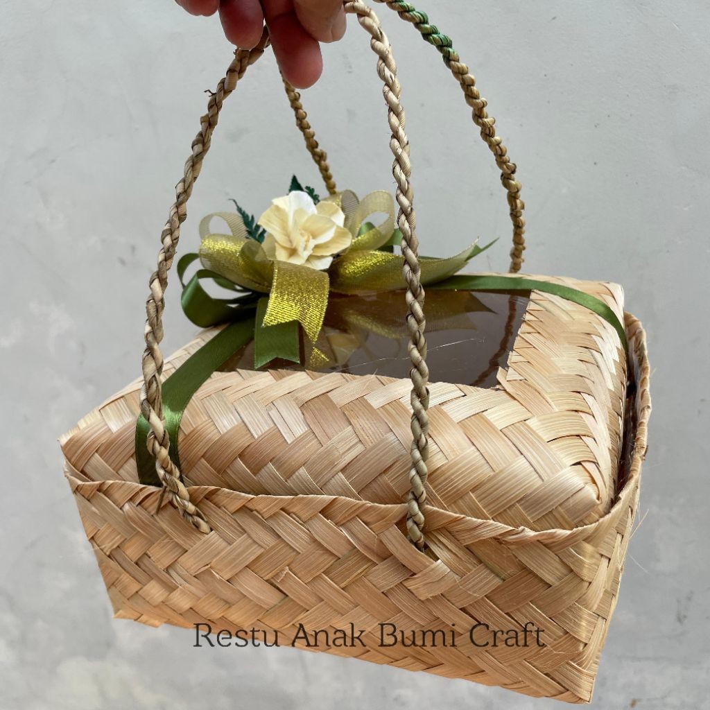 Besek cangkingan tali mika free pita hijau free paking kardus dan bable warp | Wadah nasi | Box maka