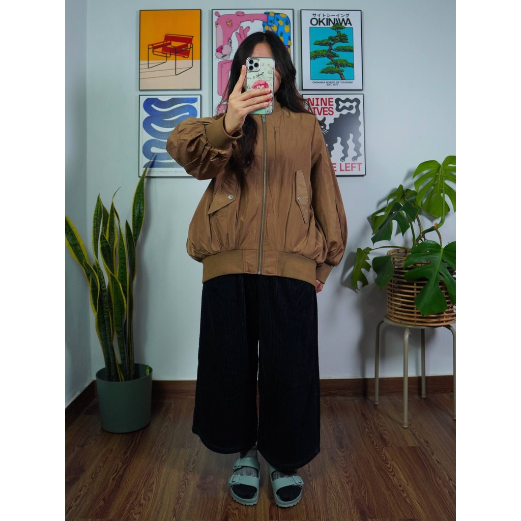 jaket wanita Gu x undercover size M (seperti baru)
100% original 070826M