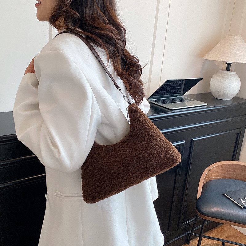 Tas Bulu Wanita Premium Mewah Desain Unik Tas Ketek Tas Bahu Tas Tangan Gaya Elegan Kekinian