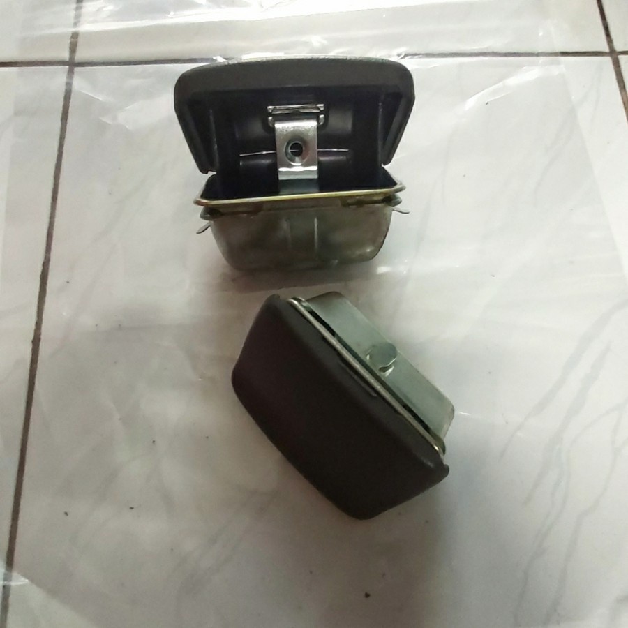 ASBAK ROKOK TEMPAT ABU ROKOK ATAU SAMPAH SEMUA MOBIL TOYOTA AVANZA DAIHATSU XENIA RUSH KIJANG DLL OR