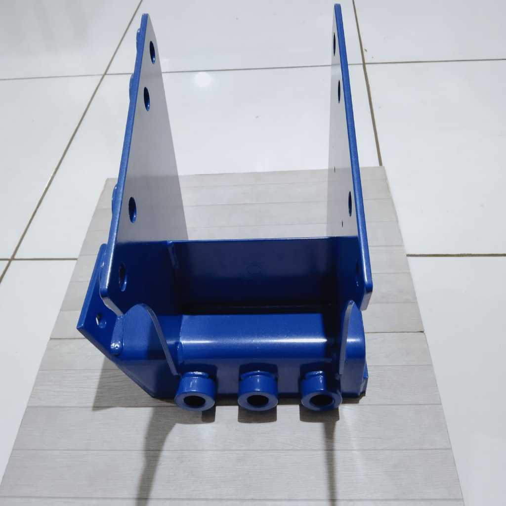 ORIGINAL QUICK  HITCH 1 G1000 QUICK TRAKTOR G1000  ORIGINAL