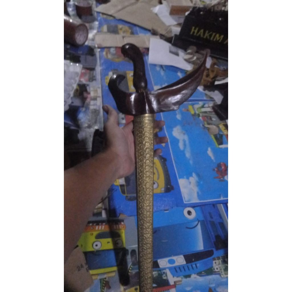 Set Warangka Ladrang Solo Plus Pendok Kuningan Ukir dan Gagang Deder Keris Bahan Kayu Plitur Mewah S