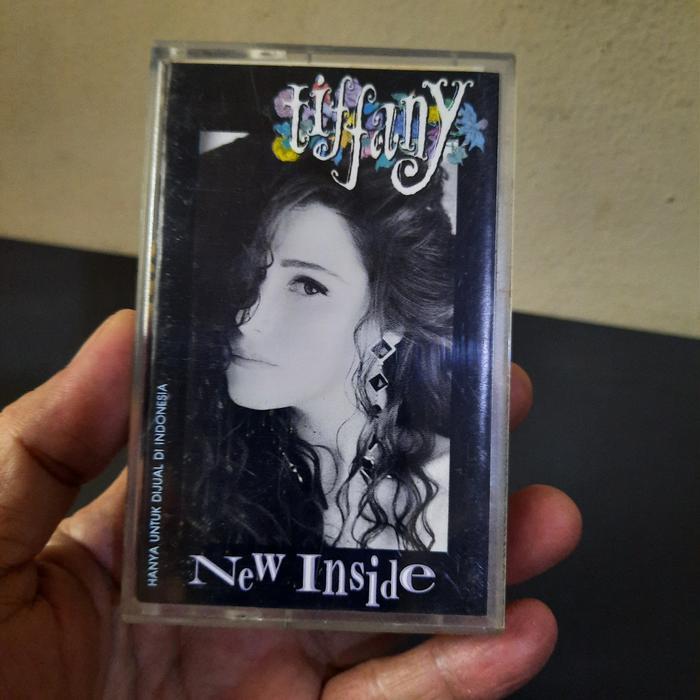 Kaset pita TIFFANY - NEW INSIDE - MCA records 1990 - kaset lawas jadul memorable - rare find origina
