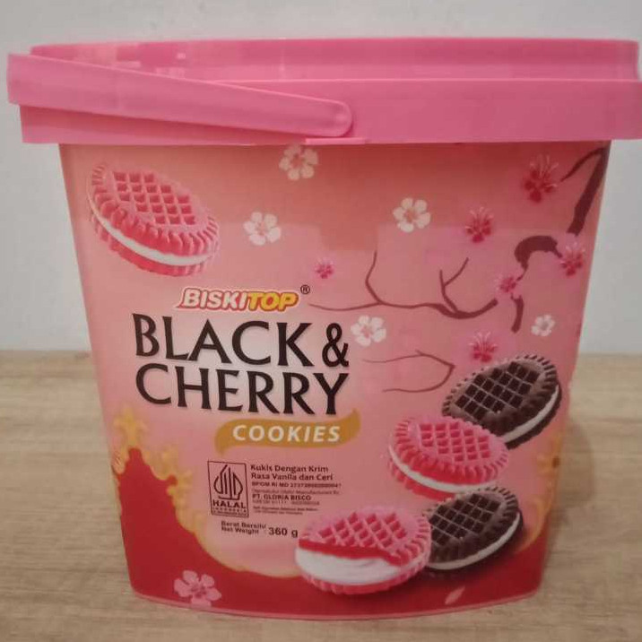 BISKITOP BLACK & CHERRY COOKIES 360gr/ Biskitop Ember