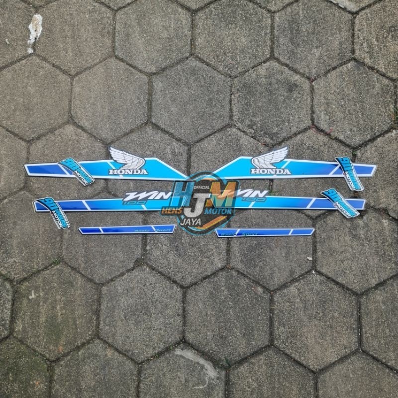 Striping Stiker List Body Variasi Custom Body Set Tangki Honda Win 100  Warna Biru