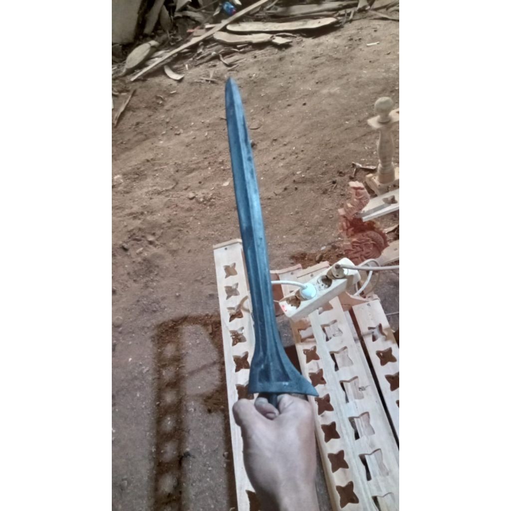 Bilah Keris Lurus Pajangan Logam Cor