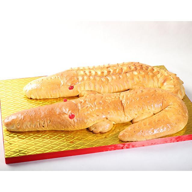 Roti Buaya Besar (2 besar) / Seserahan Pernikahan Adat Betawi