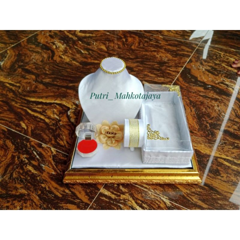 Kotak Seserahan Tempat Perhiasan Set Lengkap Termewah