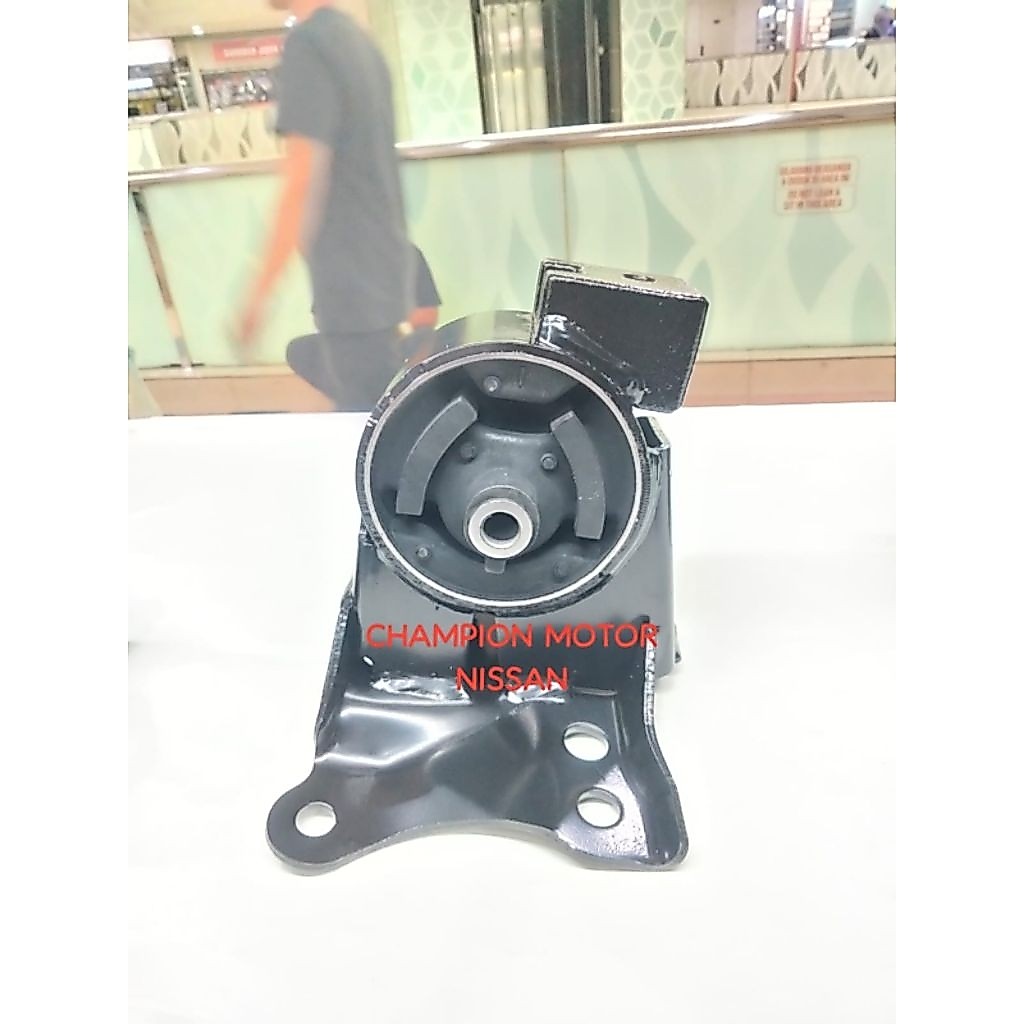Xtrail T30 engine mounting mesin kiri AT