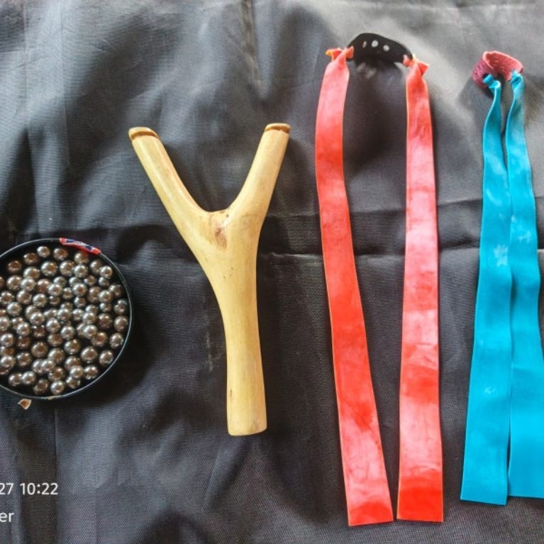 Ketapel Slingshot Kayu Rukem