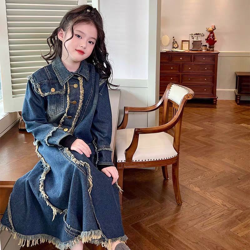 Anak-anak koboi, jaket, rok