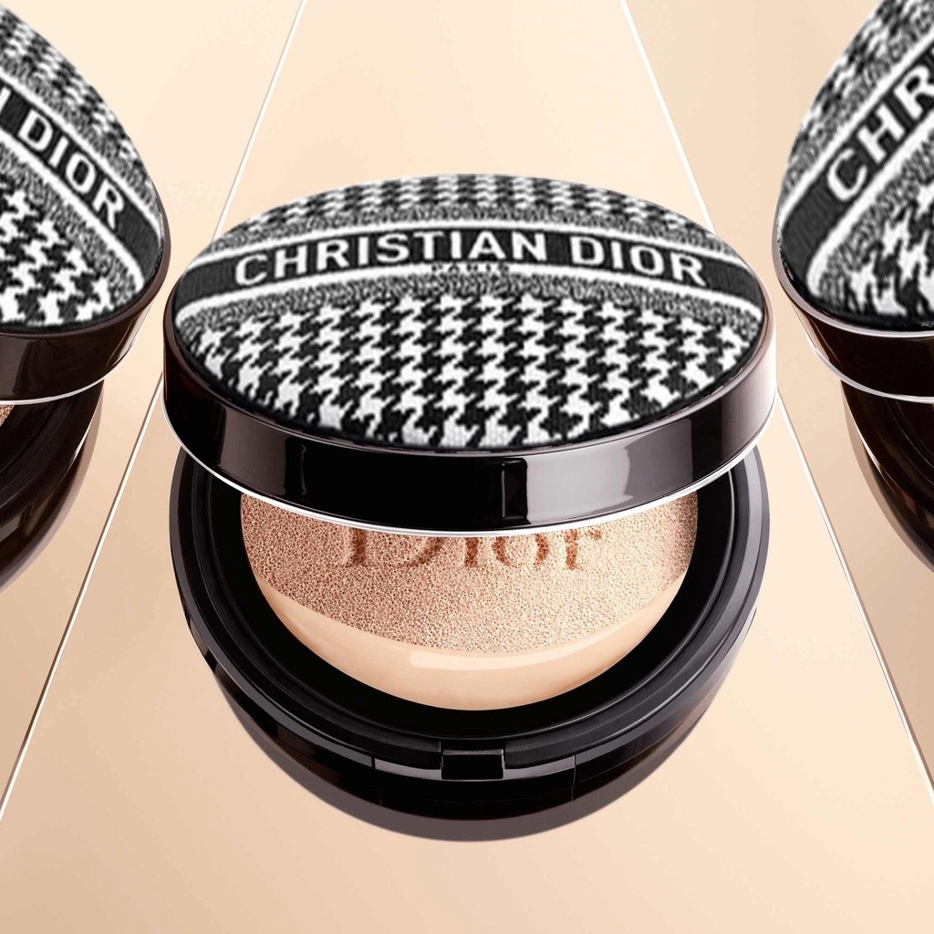 Dior Forever Couture Hydration Perfect Cushion - New Look Limited Edition 14g / Dior Cushion SPF 50 