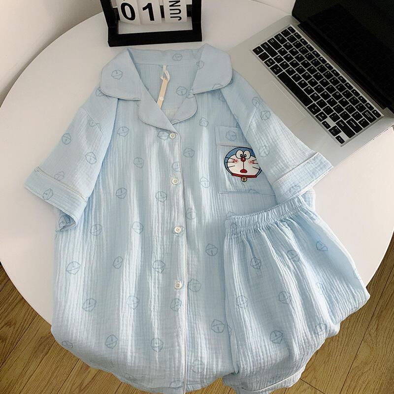 [Leemeoo] Piyama Doraemon Biru Wanita Lengan Pendek Celana Pendek Dua Potong Set Kartun Lucu Pakaian