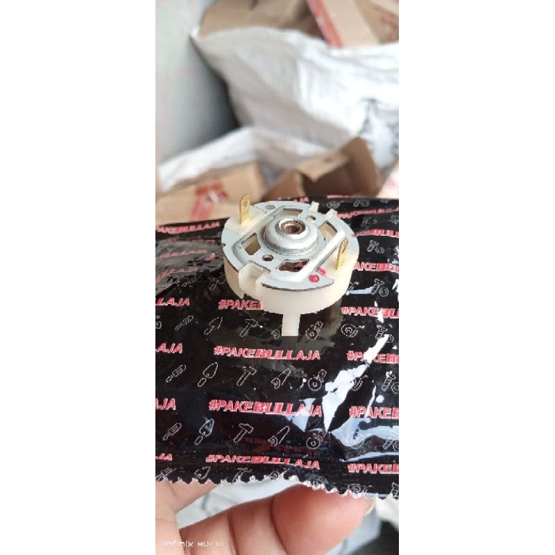 BULL brush holder carbon brush dinamo bor cas 12 volt 21 volt