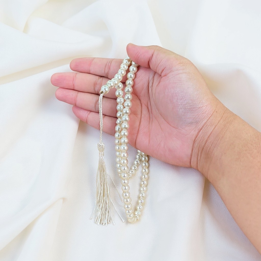 Tasbih Mutiara Elegant – Tasbih 99 Butir dengan Desain Mewah & Anggun