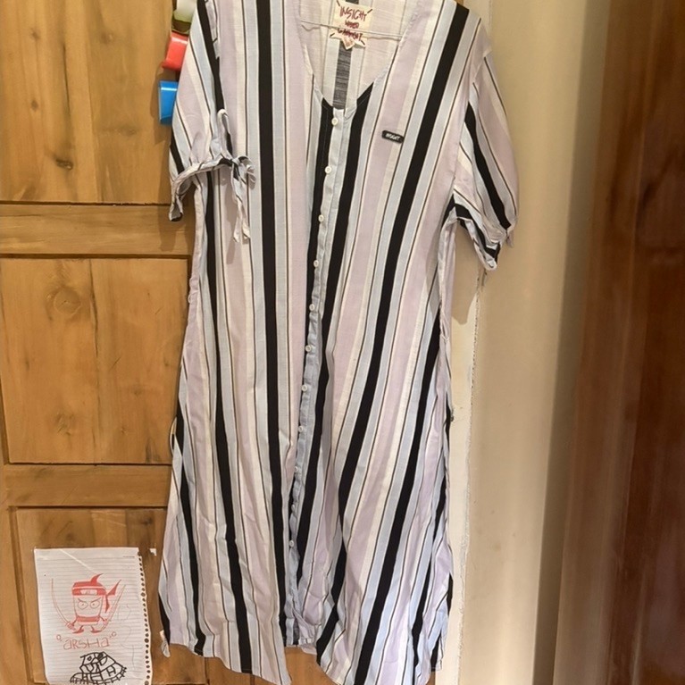 preloved dress insight