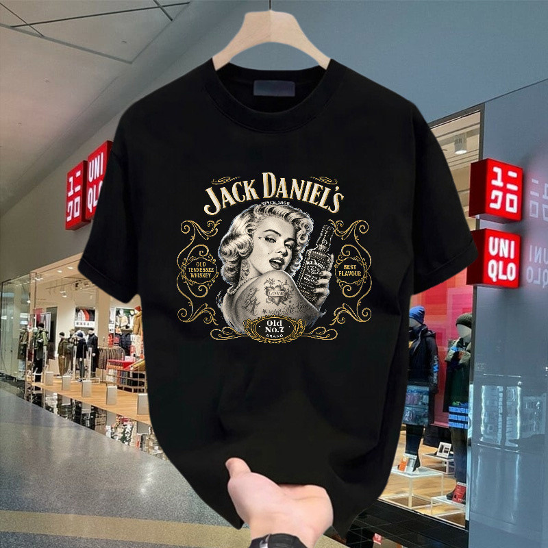 Kaos Casual Reguler 100 Persen Katun Vintage Whiskey Pin Up Wanita Bertato Dengan Botol Whiskey Bing