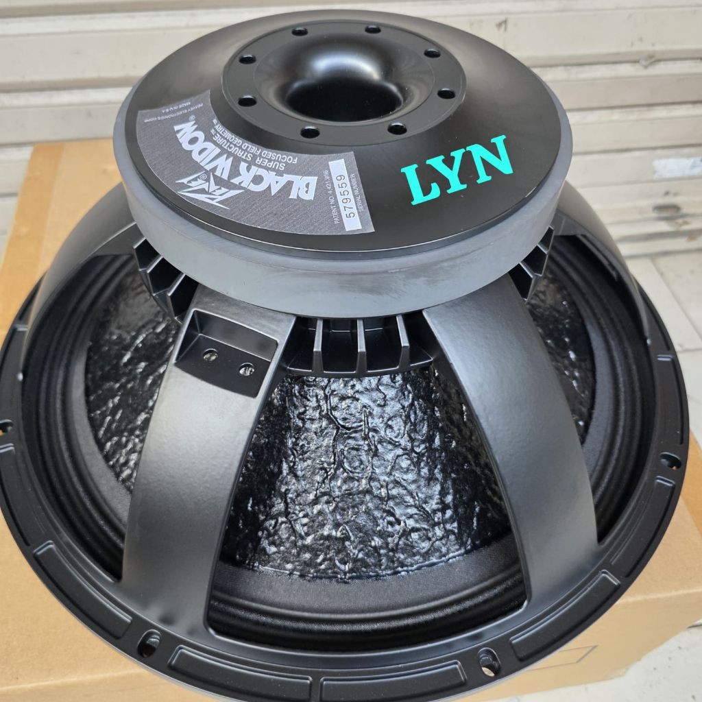SPEAKER SUBWOOFER PEAVEY BLACK WIDOW 18 INCH VC 4 INCH DOUBLE KIT DAUN COATING ANTI AIR