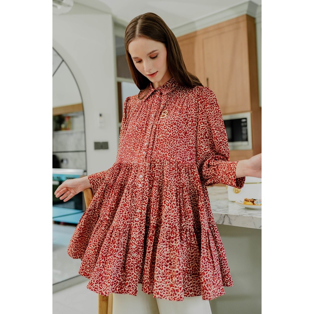 Benang Jarum Double Button Ruffle Shirt - Brown