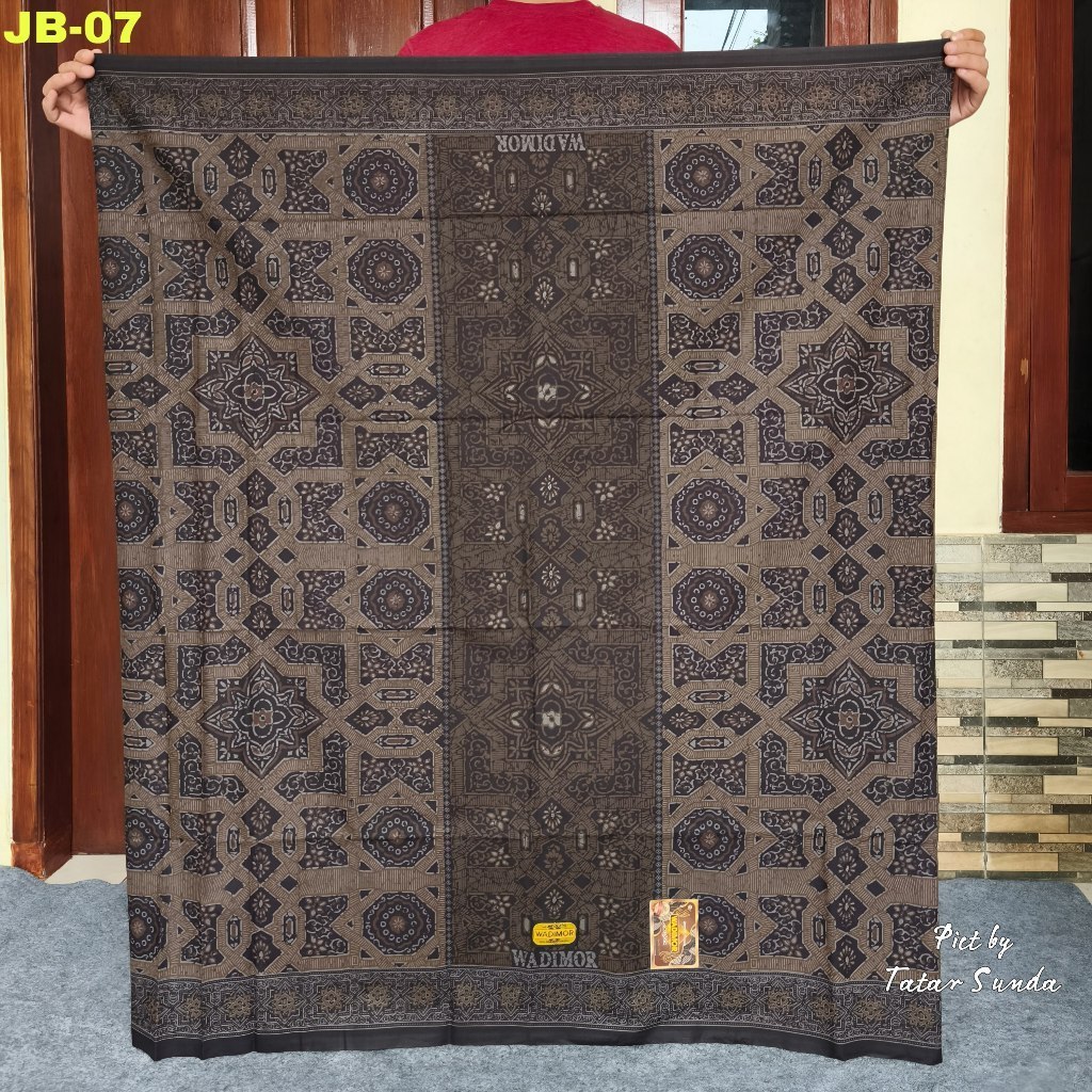 FRANCISS.ID Sarung Batik Wadimor Pria Motif Elegan Kualitas Premium